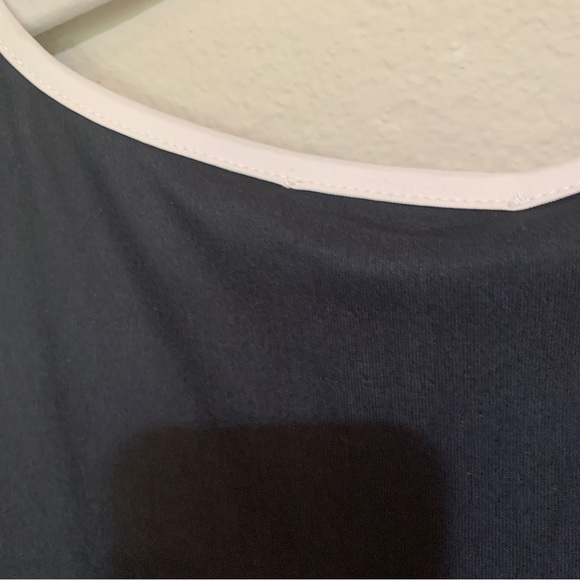 Lilly stretch top new with tags - Picture 7 of 11